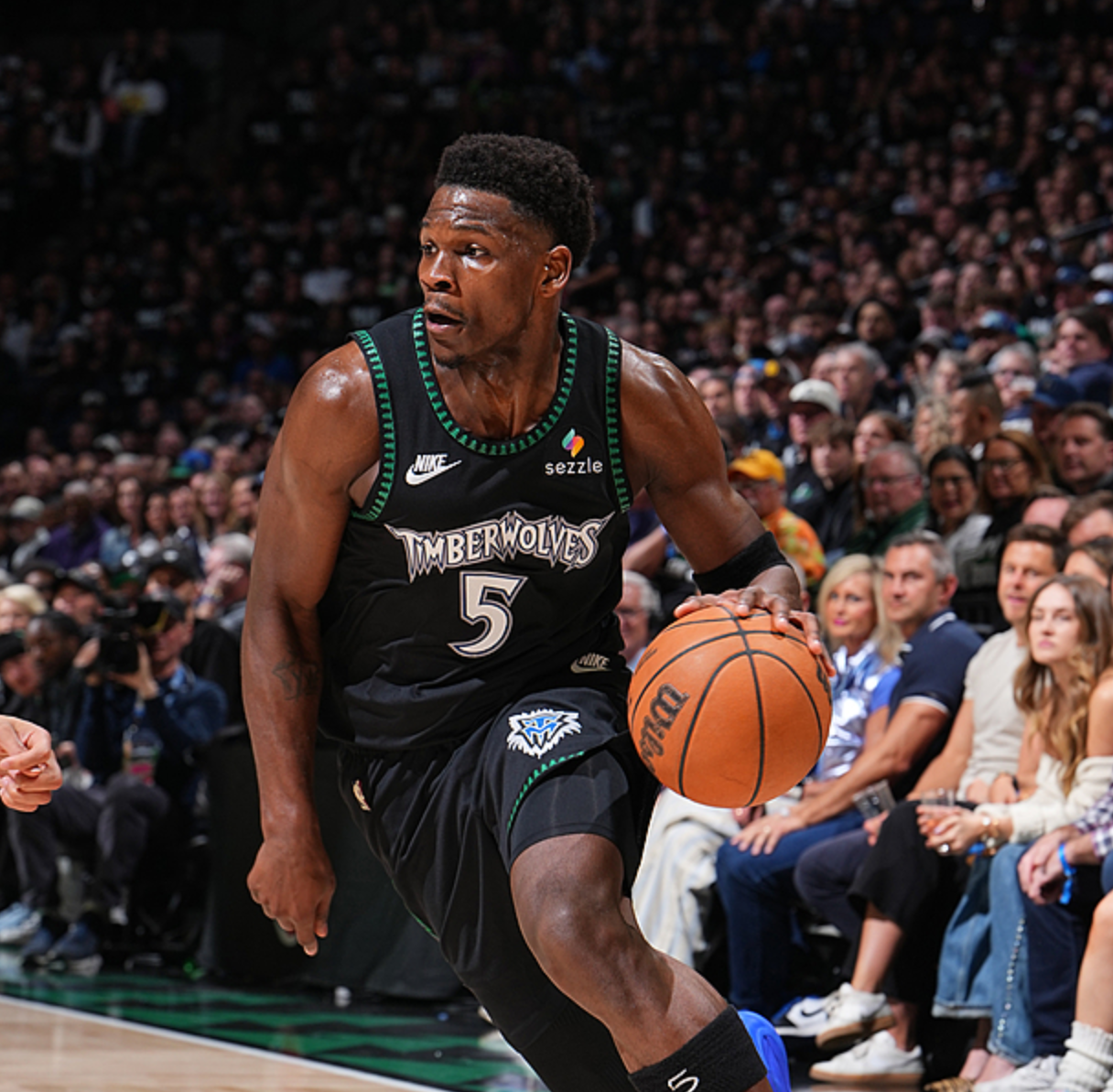 华体会体育app下载-逆转！多森姆43+4，约基奇24+15+9，NBA巨星伤退，季后赛走势巨变