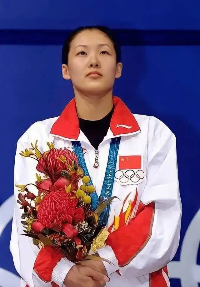 华体会体育-伏明霞的三段感情：18岁跨国恋，后与国脚拍拖，24岁嫁给梁锦松|跳水|人生|训练|赛场|运动员_新浪体育_新浪新闻
